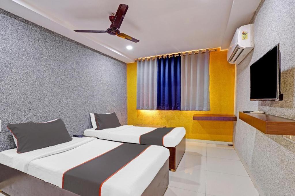 Hotel Mayura, Ankleshwar Exterior photo
